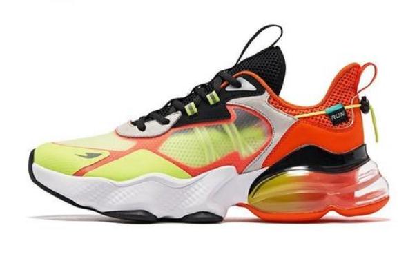 氣墊鞋能跑步穿嗎 氣墊鞋能打羽毛球嗎 氣墊鞋能跑步穿嗎 氣墊鞋能打羽毛球嗎