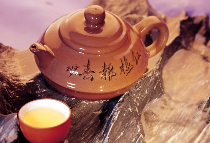 白茶有點(diǎn)苦怎么回事 白茶味道怎么那么淡 白茶有點(diǎn)苦怎么回事 白茶味道怎么那么淡