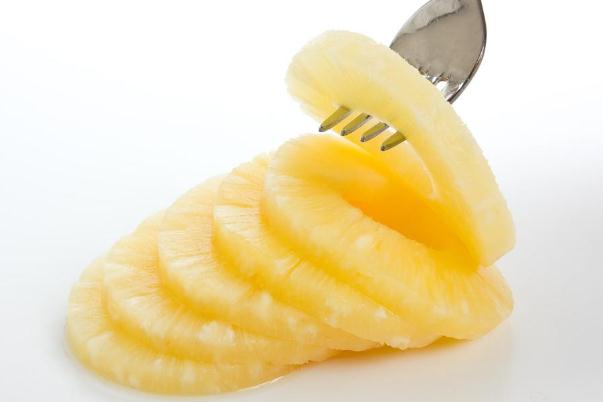 菠蘿可以和蝦一起吃嗎 菠蘿可以和海鮮一起吃嗎 菠蘿可以和蝦一起吃嗎 菠蘿可以和海鮮一起吃嗎