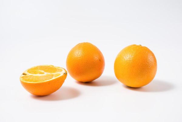 橙子蒸蒸治咳嗽的做法 橙子加鹽蒸可以治咳嗽嗎 橙子蒸蒸治咳嗽的做法 橙子加鹽蒸可以治咳嗽嗎