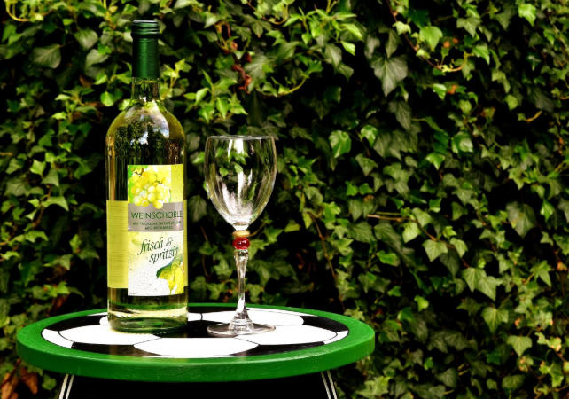 干白葡萄酒保質(zhì)期多久 干白葡萄酒過(guò)了保質(zhì)期還能喝嗎 干白葡萄酒保質(zhì)期多久 干白葡萄酒過(guò)了保質(zhì)期還能喝嗎