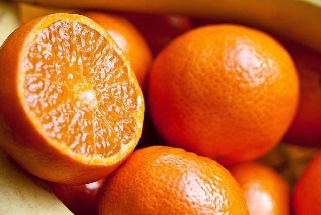 橙子有維生素C嗎 橙子含維生素c多嗎 橙子有維生素C嗎 橙子含維生素c多嗎