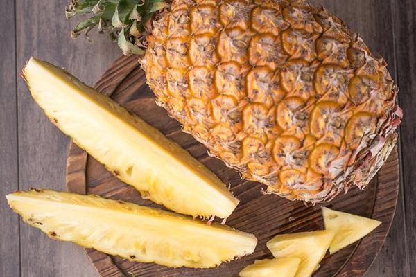 鳳梨要怎么挑甜的 鳳梨要怎么吃才好吃 鳳梨要怎么挑甜的 鳳梨要怎么吃才好吃