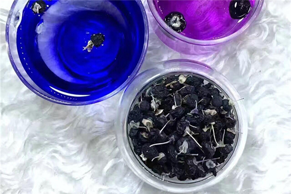 黑枸杞對(duì)痛風(fēng)有治療作用嗎 黑枸杞糖尿病人可以喝嗎 黑枸杞對(duì)痛風(fēng)有治療作用嗎 黑枸杞糖尿病人可以喝嗎