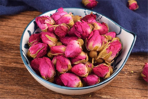 玫瑰花茶孕婦可以喝嗎 玫瑰花茶不適合的人群 玫瑰花茶孕婦可以喝嗎 玫瑰花茶不適合的人群