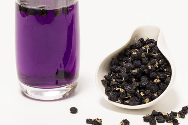 黑枸杞對(duì)痛風(fēng)有治療作用嗎 黑枸杞糖尿病人可以喝嗎 黑枸杞對(duì)痛風(fēng)有治療作用嗎 黑枸杞糖尿病人可以喝嗎