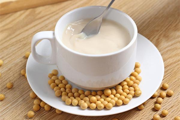 豆奶能補(bǔ)鈣嗎 豆奶小孩吃著上火嗎 豆奶能補(bǔ)鈣嗎 豆奶小孩吃著上火嗎