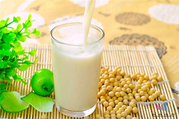 豆?jié){能和雞蛋一起吃嗎 豆?jié){有禁忌嗎 豆?jié){能和雞蛋一起吃嗎 豆?jié){有禁忌嗎