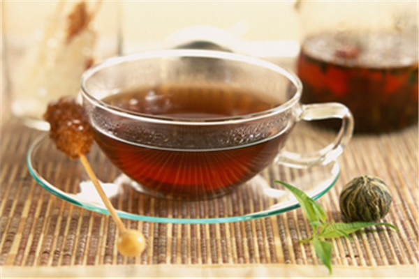 紅糖和白糖的區(qū)別 紅糖糖尿病人可以吃嗎 紅糖和白糖的區(qū)別 紅糖糖尿病人可以吃嗎