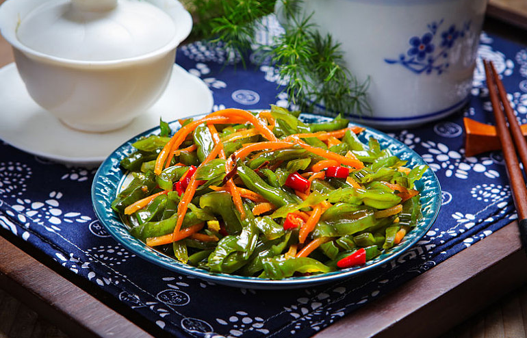 新鮮裙帶菜怎么保存 買(mǎi)回來(lái)的鹽漬裙帶菜怎么保存 新鮮裙帶菜怎么保存 買(mǎi)回來(lái)的鹽漬裙帶菜怎么保存