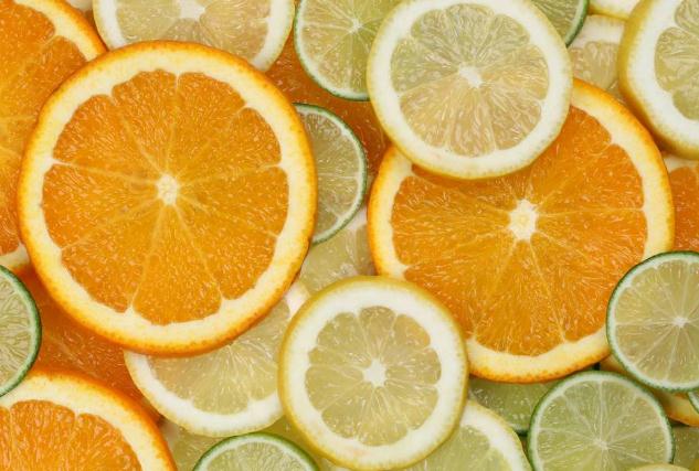 檸檬要不要去皮 檸檬要用鹽水清洗嗎 檸檬要不要去皮 檸檬要用鹽水清洗嗎