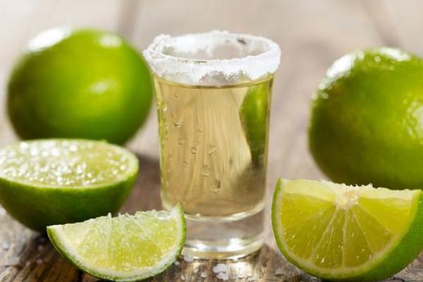 檸檬可以降血糖嗎 檸檬可以降血脂嗎 檸檬可以降血糖嗎 檸檬可以降血脂嗎