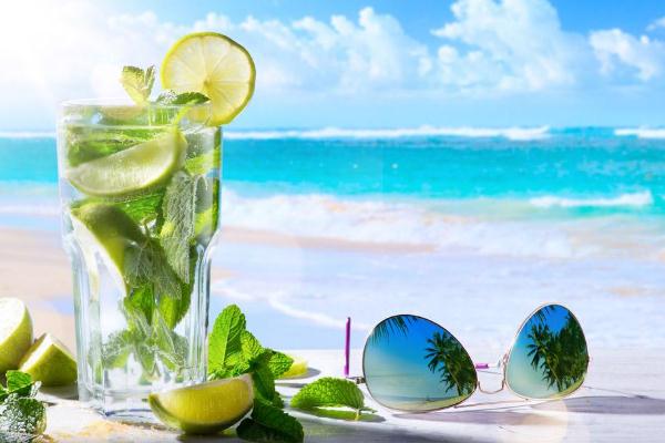 檸檬汁可以敷臉上嗎 檸檬汁可以直接涂臉上嗎 檸檬汁可以敷臉上嗎 檸檬汁可以直接涂臉上嗎