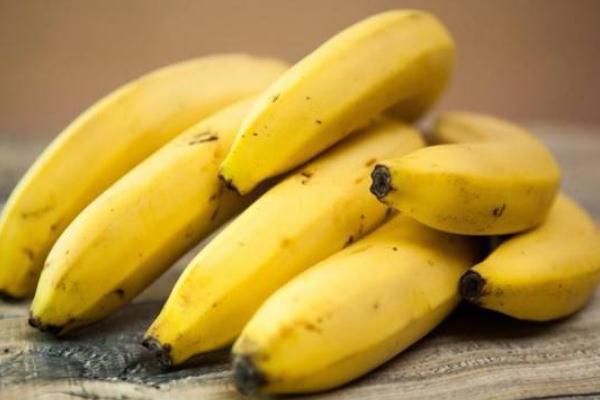 香蕉有點(diǎn)硬可以吃嗎 香蕉有點(diǎn)硬怎么讓它熟 香蕉有點(diǎn)硬可以吃嗎 香蕉有點(diǎn)硬怎么讓它熟
