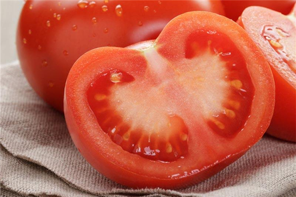 西紅柿含糖嗎 西紅柿對血糖有什么影響 西紅柿含糖嗎 西紅柿對血糖有什么影響