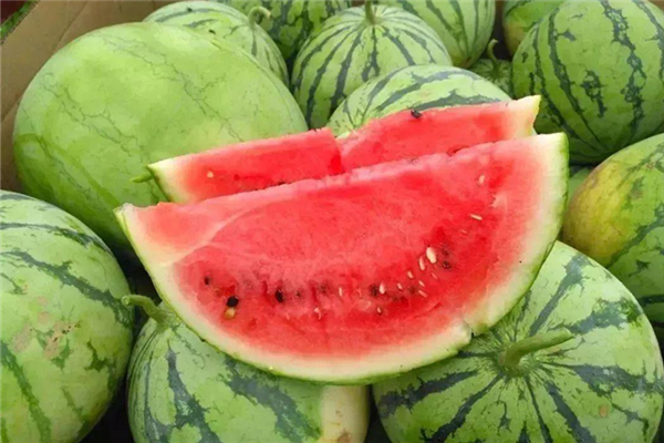 西瓜為什么苦 西瓜苦了可以吃嗎 西瓜為什么苦 西瓜苦了可以吃嗎