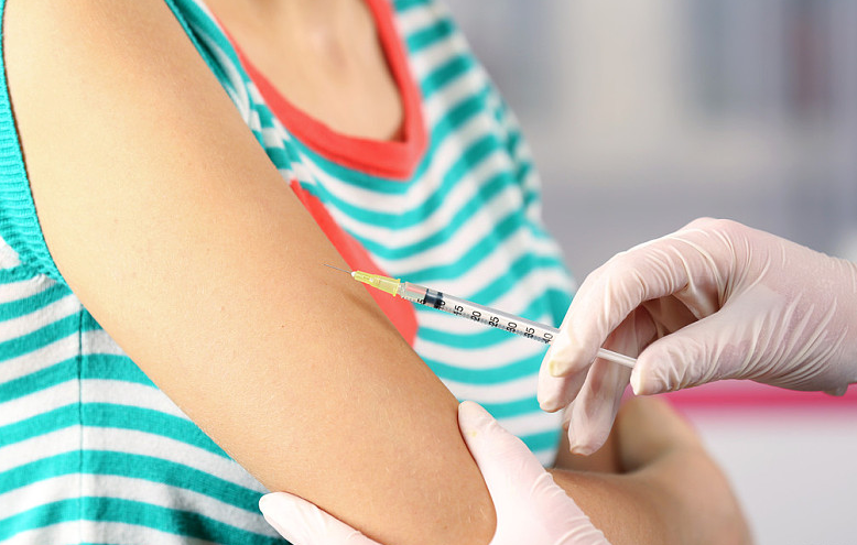 打了新冠疫苗多久能喝酒 打了新冠疫苗喝酒會(huì)怎么樣 打了新冠疫苗多久能喝酒 打了新冠疫苗喝酒會(huì)怎么樣