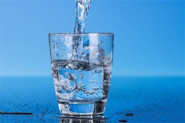 隔夜水不能喝是真的嗎 隔夜水會致癌嗎 隔夜水不能喝是真的嗎 隔夜水會致癌嗎