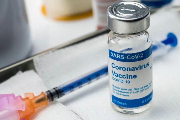 打新冠疫苗能喝酒嗎 打新冠疫苗幾天不能飲酒 打新冠疫苗能喝酒嗎 打新冠疫苗幾天不能飲酒