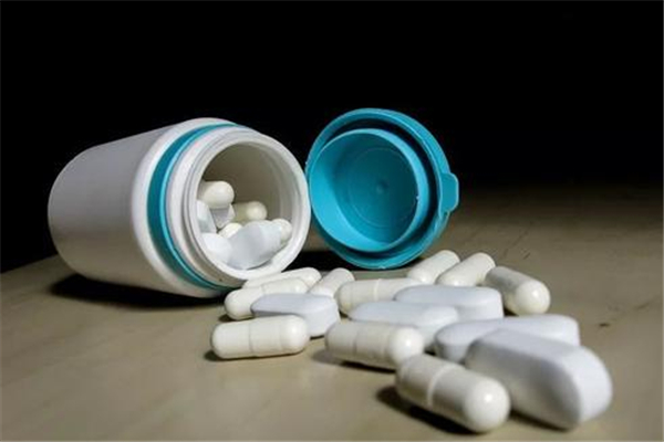 避孕藥對(duì)女性傷害有多大 避孕藥一年能吃幾次 避孕藥對(duì)女性傷害有多大 避孕藥一年能吃幾次