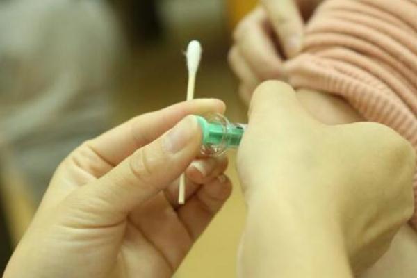 接種新冠疫苗還會感染嗎 接種新冠疫苗還要戴口罩嗎 接種新冠疫苗還會感染嗎 接種新冠疫苗還要戴口罩嗎