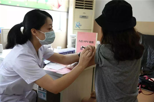 新冠疫苗要收費了嗎 新冠疫苗的謠言 新冠疫苗要收費了嗎 新冠疫苗的謠言