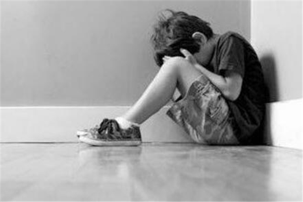 自閉癥是如何造成的 自閉癥可以康復(fù)嗎 自閉癥是如何造成的 自閉癥可以康復(fù)嗎