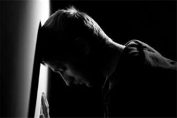 雙向情感障礙和抑郁癥怎么分別 雙向情感障礙是怎么患上的 雙向情感障礙和抑郁癥怎么分別 雙向情感障礙是怎么患上的