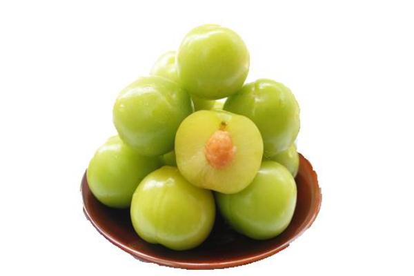 李子可以空腹吃嗎 空腹吃李子的危害 李子可以空腹吃嗎 空腹吃李子的危害