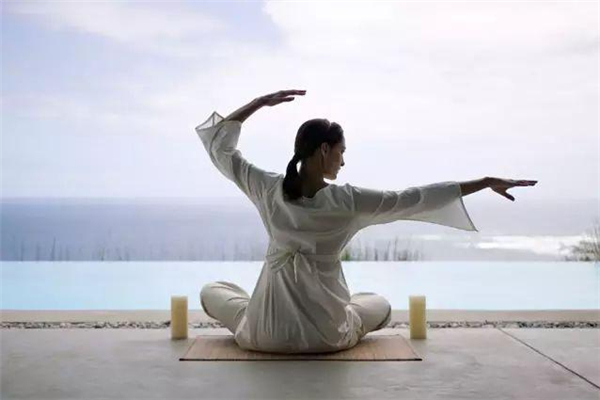 瑜伽可以豐胸嗎 瑜伽豐胸動(dòng)作有哪些 瑜伽可以豐胸嗎 瑜伽豐胸動(dòng)作有哪些