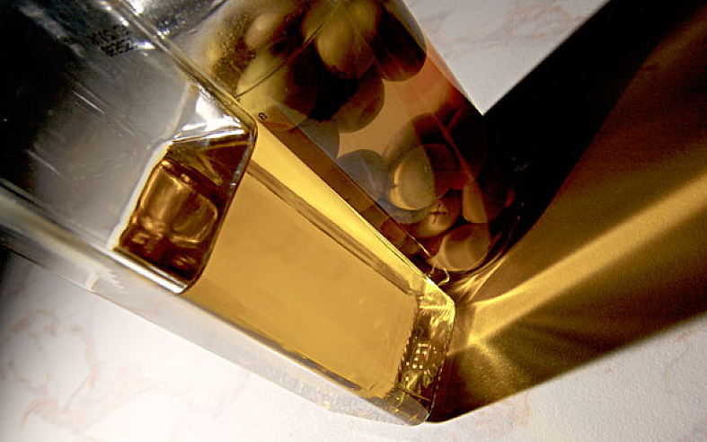 橄欖油每天涂臉可不可淡斑保濕祛細(xì)紋 橄欖油每天涂臉可不可淡斑保濕祛細(xì)紋