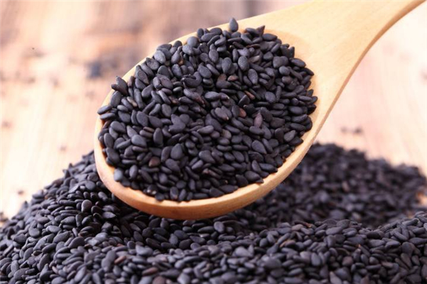 黑芝麻炒多久才熟 黑芝麻炒熟后不香怎么回事 黑芝麻炒多久才熟 黑芝麻炒熟后不香怎么回事