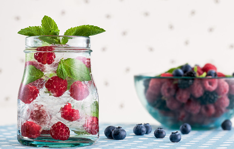 桑葚酒需要醒酒嗎 桑葚酒需要泡多長(zhǎng)時(shí)間 桑葚酒需要醒酒嗎 桑葚酒需要泡多長(zhǎng)時(shí)間