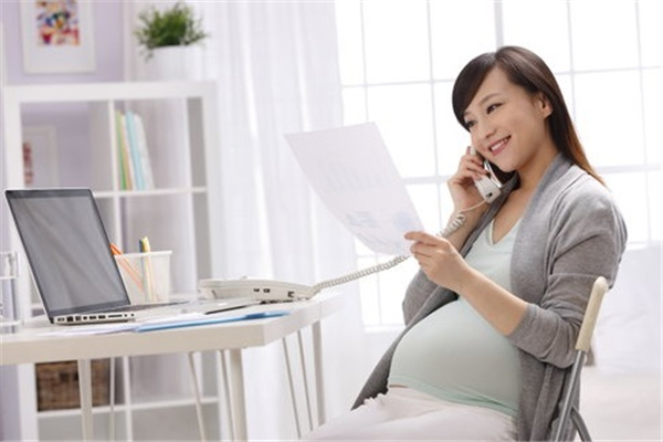 臨產(chǎn)到生產(chǎn)需要多久 臨產(chǎn)要準(zhǔn)備什么東西入院 臨產(chǎn)到生產(chǎn)需要多久 臨產(chǎn)要準(zhǔn)備什么東西入院