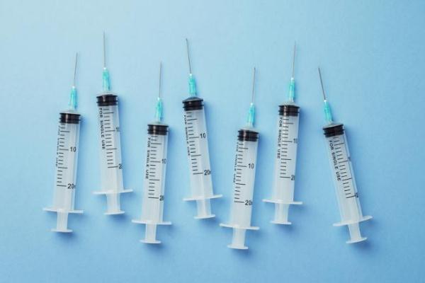 打流感疫苗后發(fā)燒正常嗎 打流感疫苗后發(fā)燒怎么辦 打流感疫苗后發(fā)燒正常嗎 打流感疫苗后發(fā)燒怎么辦