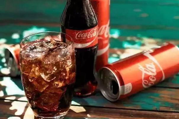 無糖可樂是酸性還是堿性 無糖可樂為什么是甜的 無糖可樂是酸性還是堿性 無糖可樂為什么是甜的