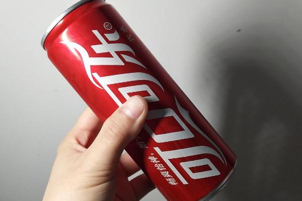 無糖可樂是酸性還是堿性 無糖可樂為什么是甜的 無糖可樂是酸性還是堿性 無糖可樂為什么是甜的