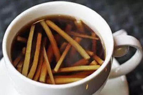 姜絲可樂煮多長時間 可樂煮生姜煮要加水嗎 姜絲可樂煮多長時間 可樂煮生姜煮要加水嗎