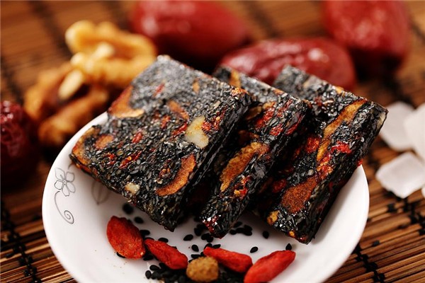 阿膠屬于中藥嗎 阿膠會(huì)上火不 阿膠屬于中藥嗎 阿膠會(huì)上火不