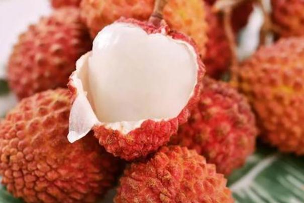 荔枝多吃會(huì)上火嗎 如何吃荔枝不上火 荔枝多吃會(huì)上火嗎 如何吃荔枝不上火