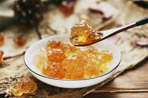 桃膠什么季節(jié)吃比較好 桃膠早上吃還是晚上吃 桃膠什么季節(jié)吃比較好 桃膠早上吃還是晚上吃