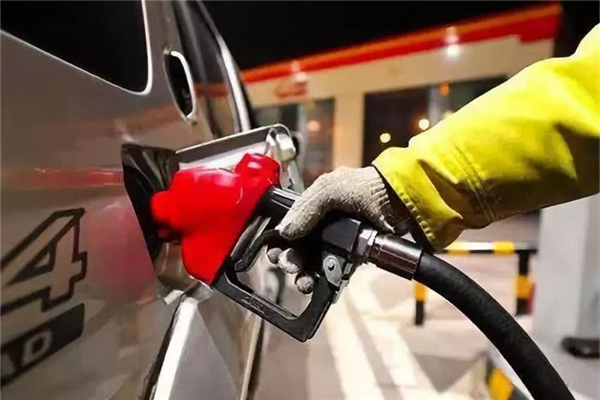 “五一”前國內(nèi)油價(jià)迎年內(nèi)“第六漲” 五一油價(jià)會(huì)漲嗎 “五一”前國內(nèi)油價(jià)迎年內(nèi)“第六漲” 五一油價(jià)會(huì)漲嗎