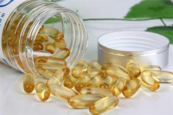 魚肝油是什么提煉的 魚肝油直接吞可以嗎 魚肝油是什么提煉的 魚肝油直接吞可以嗎