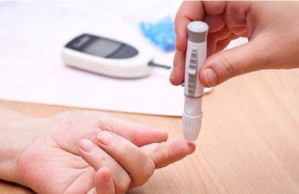 低血糖的人可以打新冠疫苗嗎 低血糖的人平時(shí)應(yīng)該注意些什么 低血糖的人可以打新冠疫苗嗎 低血糖的人平時(shí)應(yīng)該注意些什么