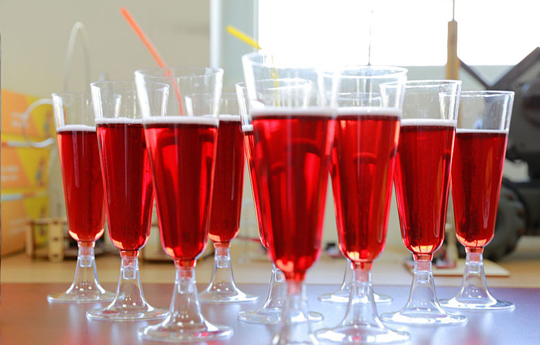 自制葡萄酒如何去甲醇 自制葡萄酒正確方法與詳細(xì)步驟 自制葡萄酒如何去甲醇 自制葡萄酒正確方法與詳細(xì)步驟