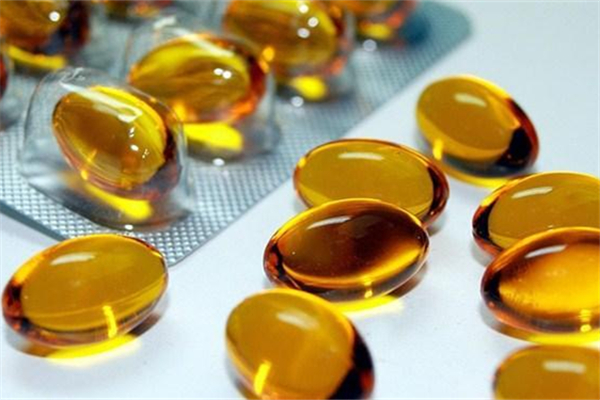 魚(yú)肝油對(duì)眼睛的功效 魚(yú)肝油對(duì)近視眼有幫助嗎 魚(yú)肝油對(duì)眼睛的功效 魚(yú)肝油對(duì)近視眼有幫助嗎