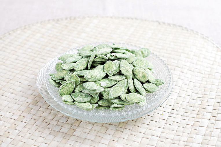 香瓜子的功效與作用 香瓜子的食用方式和注意事項(xiàng) 香瓜子的功效與作用 香瓜子的食用方式和注意事項(xiàng)