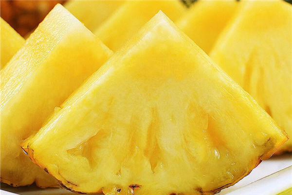 鳳梨含糖量高嗎 鳳梨血糖高的人能吃嗎 鳳梨含糖量高嗎 鳳梨血糖高的人能吃嗎