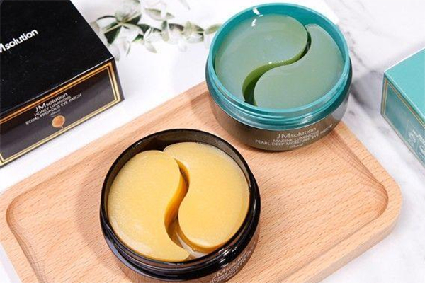 眼膜和眼霜哪個(gè)效果好 眼膜和眼霜可以一起使用嗎 眼膜和眼霜哪個(gè)效果好 眼膜和眼霜可以一起使用嗎