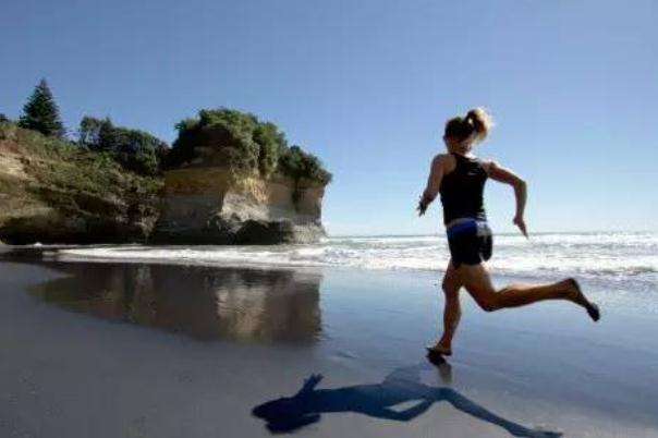 跑步為什么會(huì)全身發(fā)癢 跑步為什么會(huì)肚子痛 跑步為什么會(huì)全身發(fā)癢 跑步為什么會(huì)肚子痛